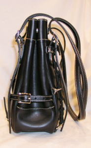 旧商品スペシャルプライス！HUNTER-S-ブラック-ハンターSサイズ-HUNTERS-REDMOON-レッドムーンレザーショルダーバッグの画像
