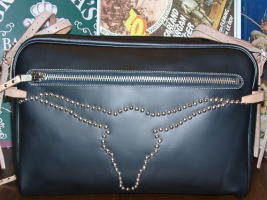 旧商品スペシャルプライス！VL-BB-LH-ブラック-VLロングホーン-VLBBLH-REDMOON-レッドムーンショルダーバッグの画像