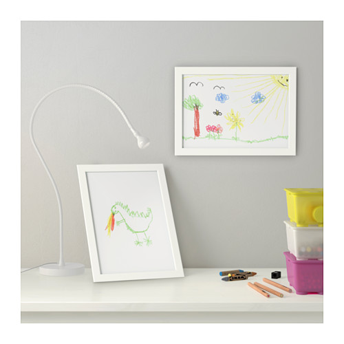 【IKEA Original】FISKBO -フィスクボー- 写真フレーム フォトフレーム A4サイズ ホワイト 21x30 cmの画像