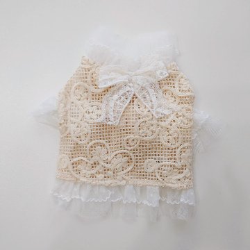 lace vest topsの画像