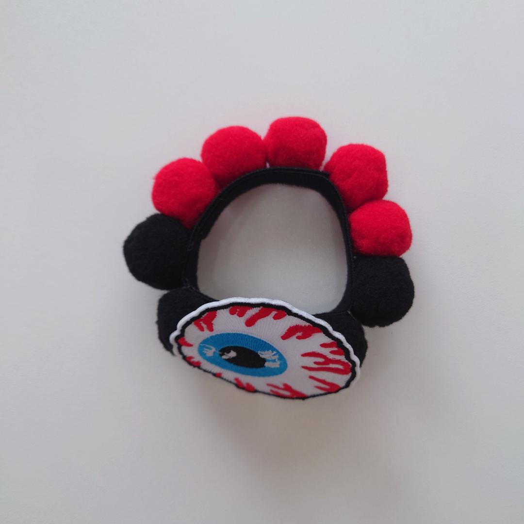 eyeball neck accessoriesの画像