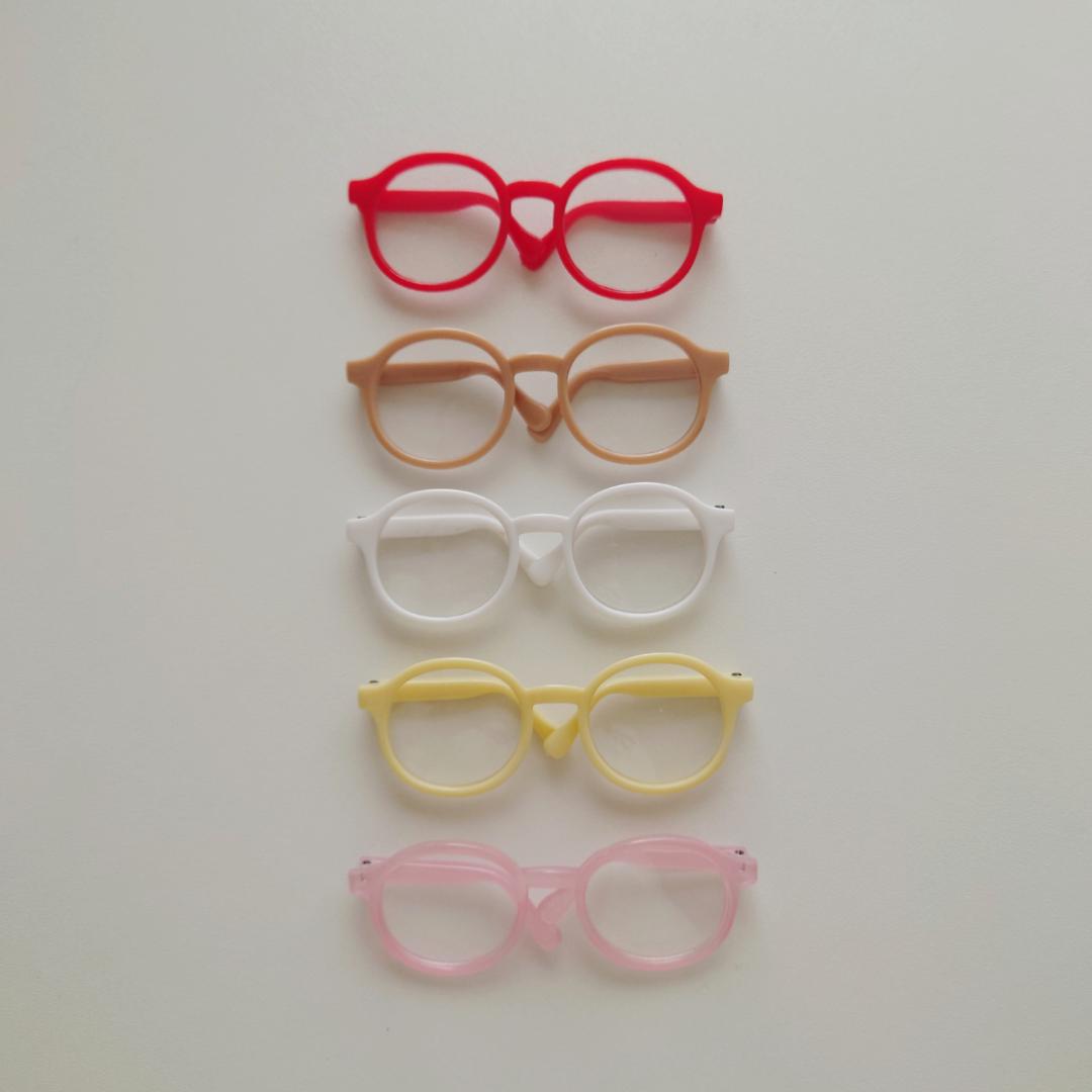 colorful glassesの画像