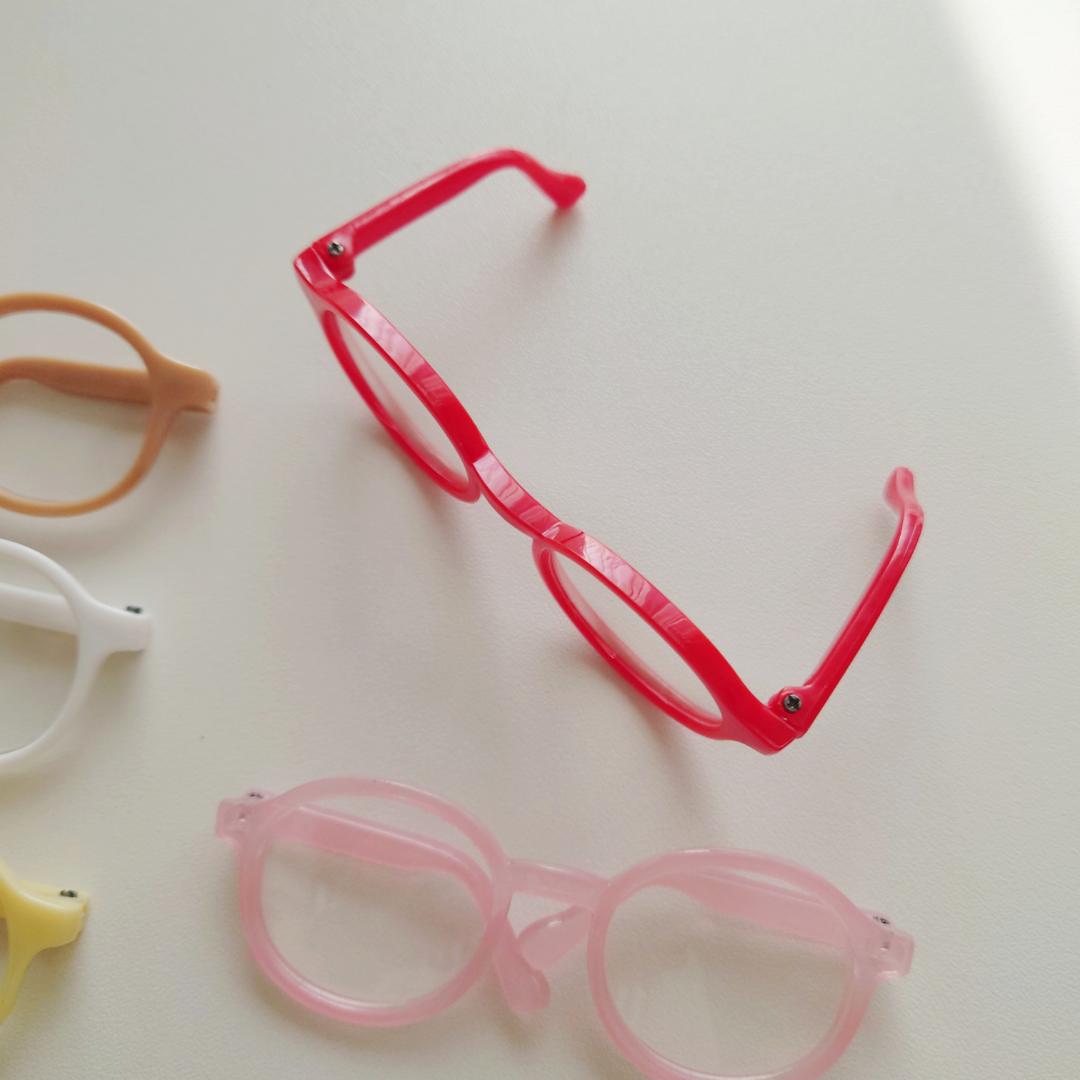 colorful glassesの画像