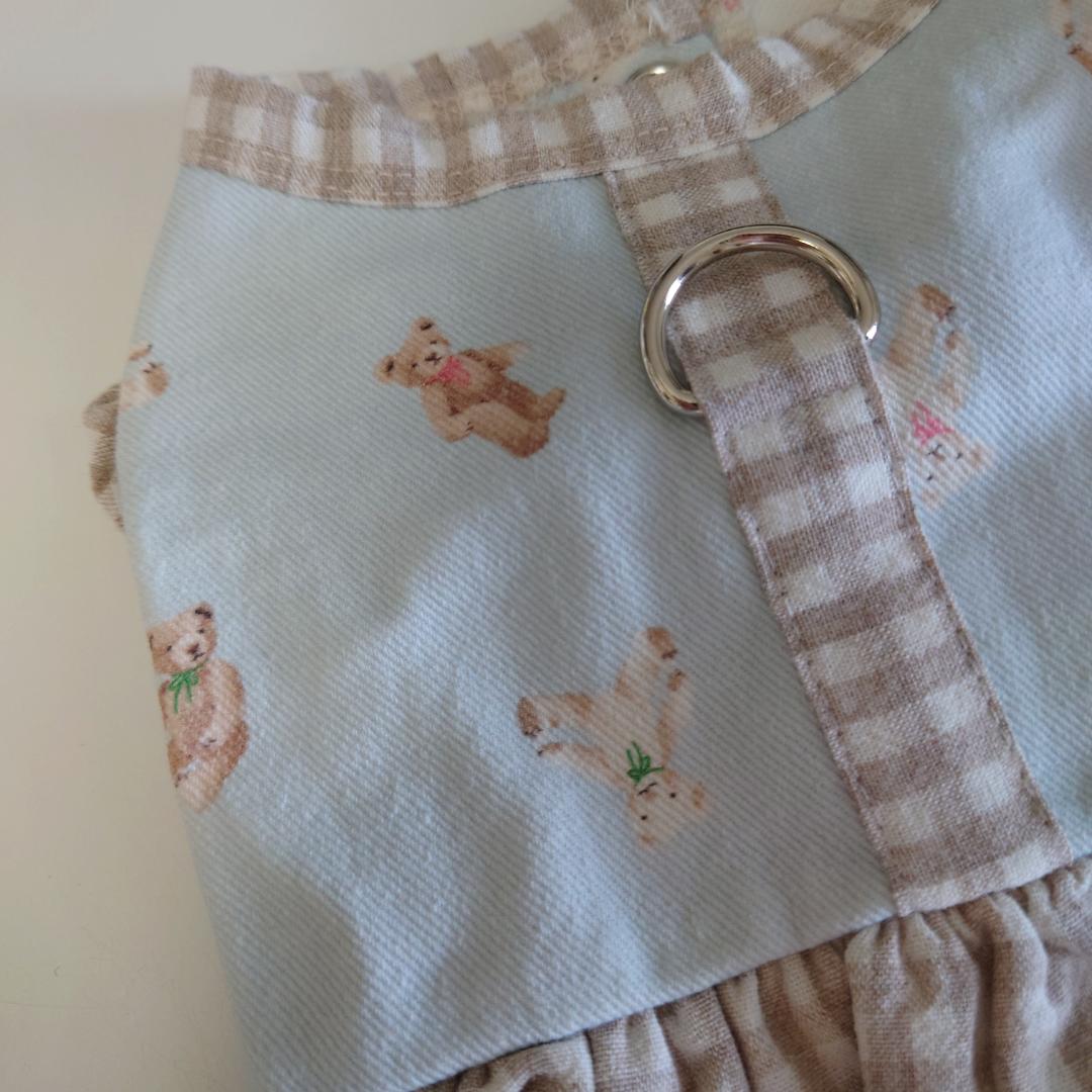LASTアイボリーLのみ)bear frill ハーネストップスの画像