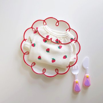 strawberry ruffle topsの画像