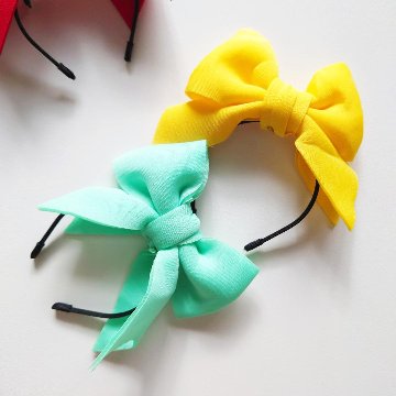 big ribbon カチューシャの画像