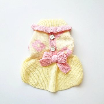 pink flower yellow knit one-pieceの画像