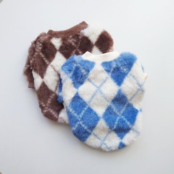 argyle pattern topsの画像