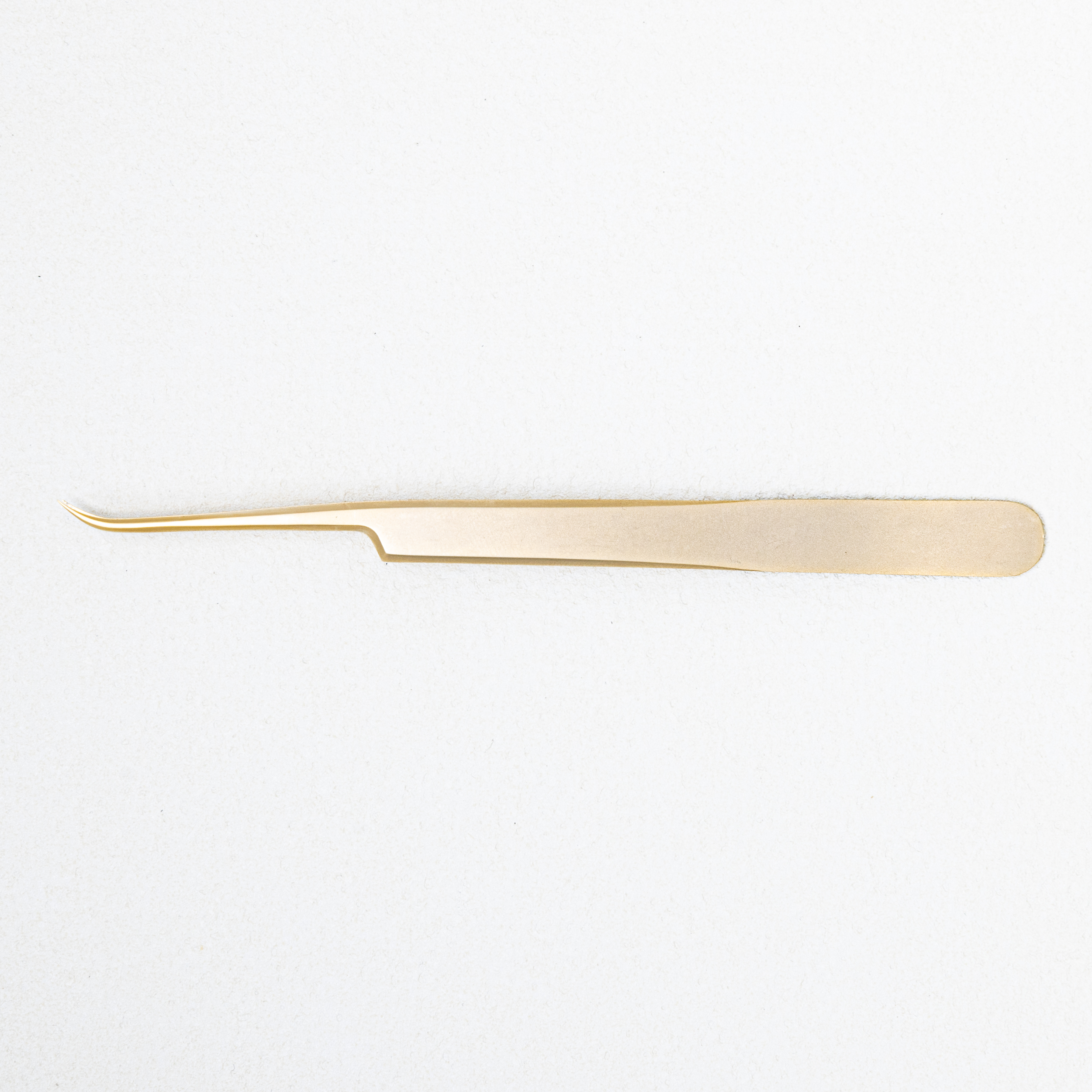 タイトツイーザー プロ用 ボリュームラッシュ用 軽量タイプ　マットゴールドの画像