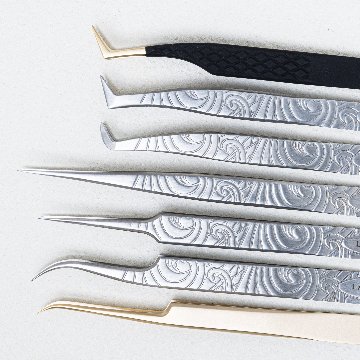 タイトツイーザー プロ用 ボリュームラッシュ用 軽量タイプ　マットゴールドの画像