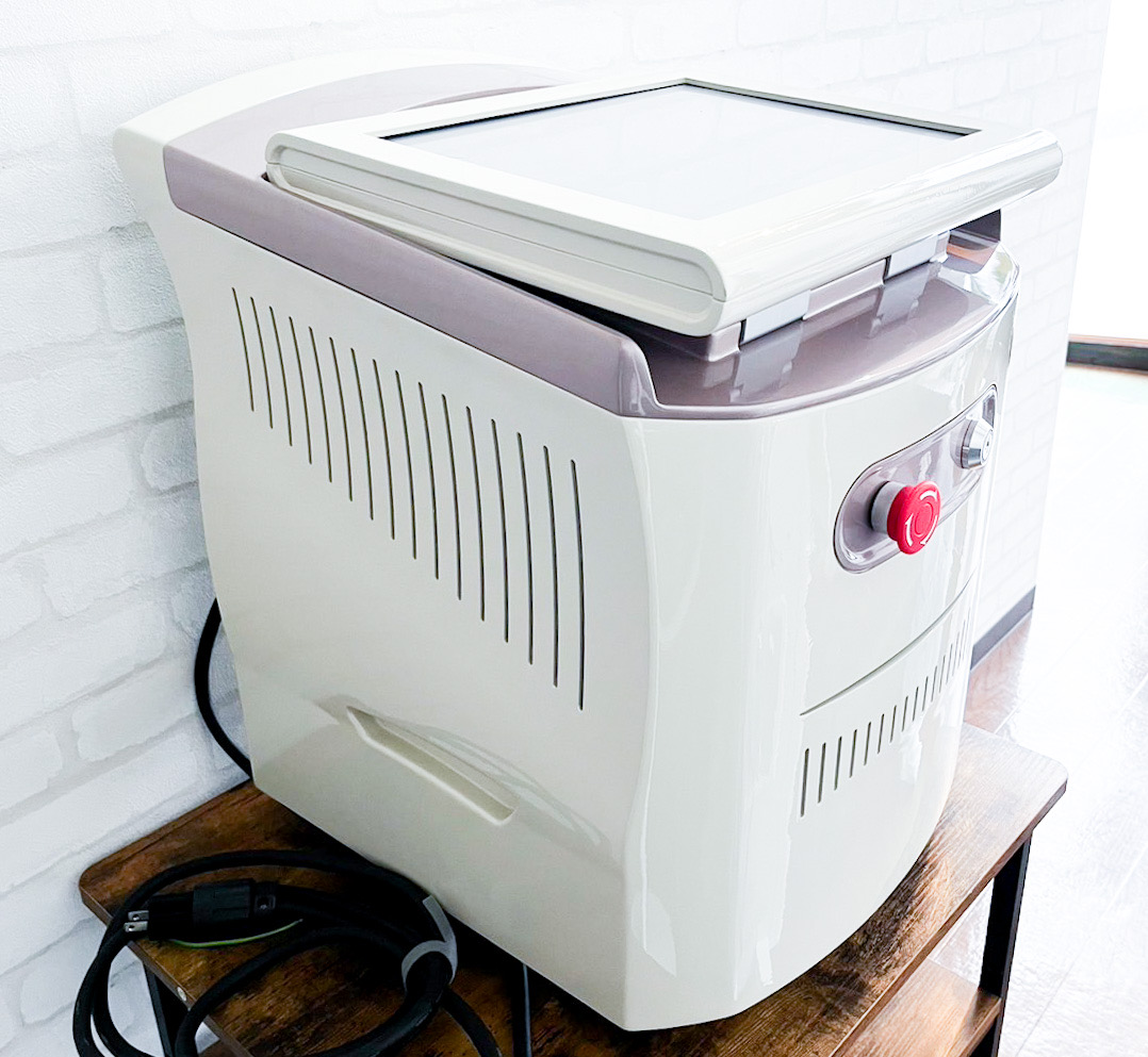Silky脱毛機（SHR・E-light卓上型脱毛機） 日本製の画像