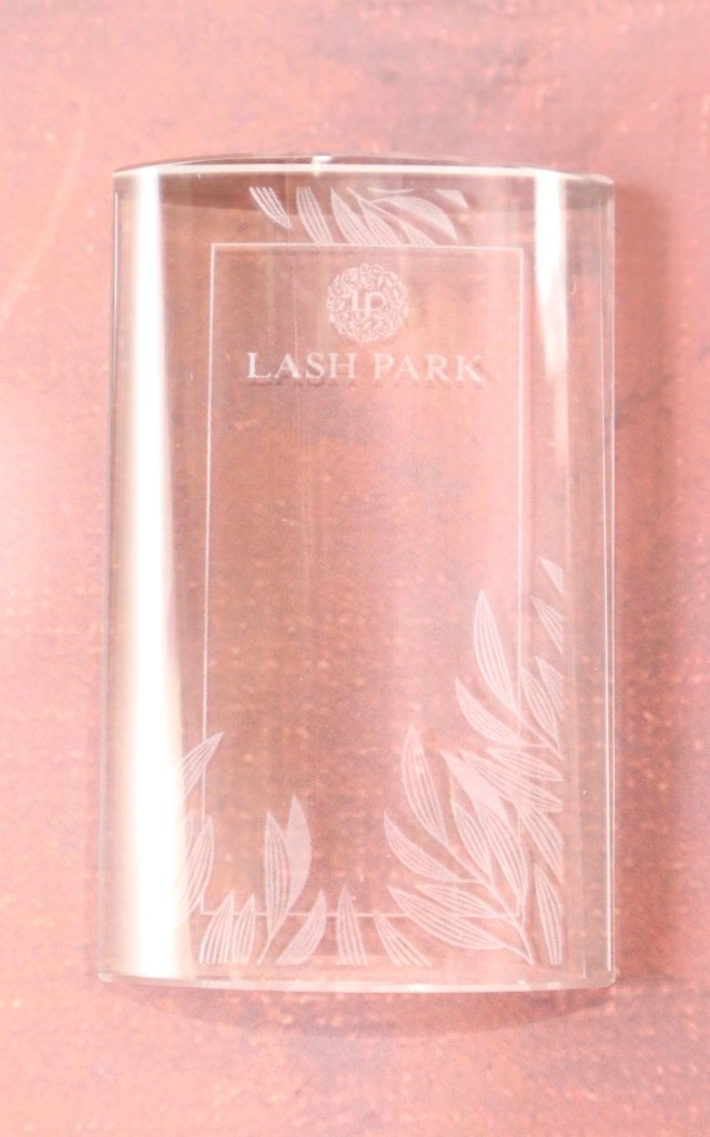 ラッシュプレート　円弧形　クリスタルの画像