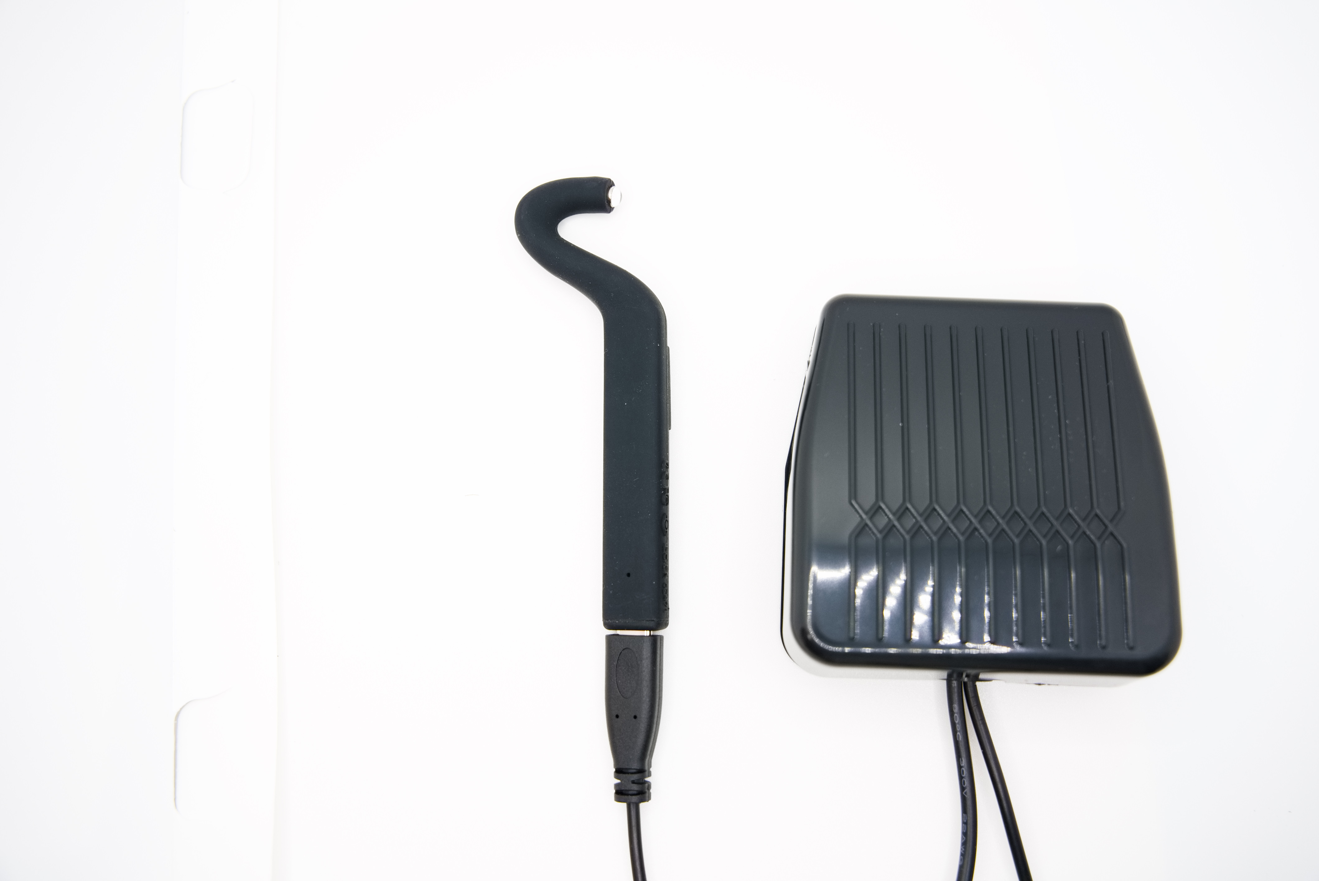 光集中型 LED DAINAダイナライト 【有線タイプ】 LEDマツエク専用ライト フットペダル付の画像