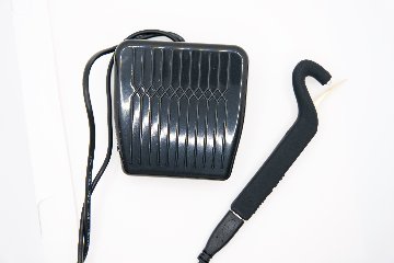 光集中型 LED DAINAダイナライト 【有線タイプ】 LEDマツエク専用ライト フットペダル付の画像