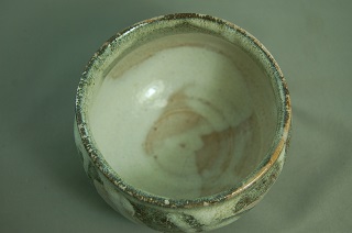 dch-25　わら白　抹茶茶碗　荒川　明作　文部大臣奨励賞受賞作家　荒川明作 木箱付きの画像