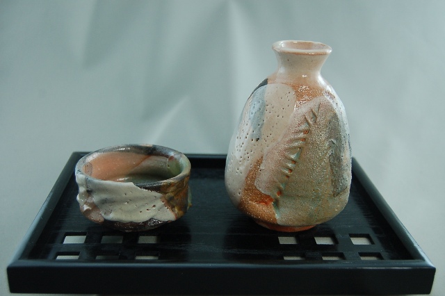 鳴海織部徳利＋ぐいのみ セットの画像