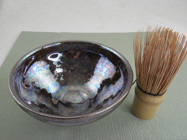 オーロラ天目極上 抹茶茶碗  最高の極上オーロラ天目　文部大臣奨励賞受賞作家　荒川明作　　木箱付き こだわりのギフト 還暦祝い などの贈り物に最適  無料ラッピング　nch-1の画像