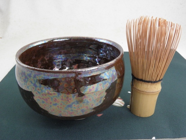 オーロラ天目極上 抹茶茶碗  最高の極上オーロラ天目　文部大臣奨励賞受賞作家　荒川明作　　木箱付き こだわりのギフト 還暦祝い などの贈り物に最適  無料ラッピング　nch-2の画像