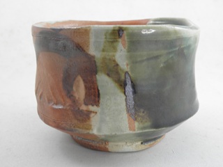 鳴海織部抹茶茶盌の画像