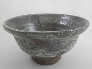 nch-8  極上唐津抹茶茶碗    文部大臣奨励賞受賞、茶陶賞作家 荒川明作　送料無料　木箱付き こだわりのギフト 還暦祝い などの贈り物に最適  無料ラッピングの画像