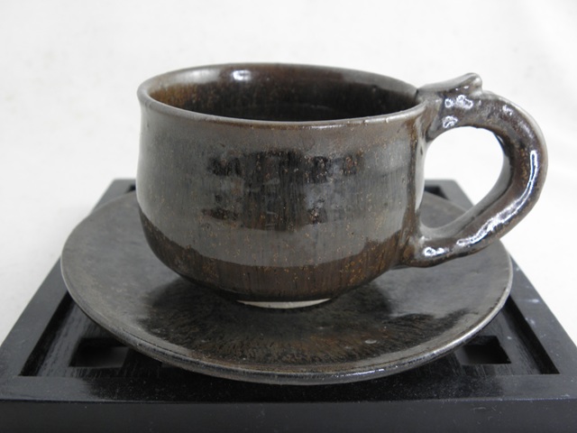 nko-4 流金天目コーヒーカップ＆ソーサー　文部大臣奨励賞受賞  茶陶賞受賞　作家 荒川明作　化粧箱付き　送料無料、　 こだわりのギフト 還暦祝い などの贈り物に最適  無料ラッピング　の画像