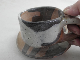 nko-6- 志野焼 コーヒーカップ ＆ソーサー 文部大臣奨励賞受賞作家  茶陶賞受賞　荒川明作 　送料無料、化粧箱付き こだわりのギフト 還暦祝い などの贈り物に最適  無料ラッピング　 nko-6の画像