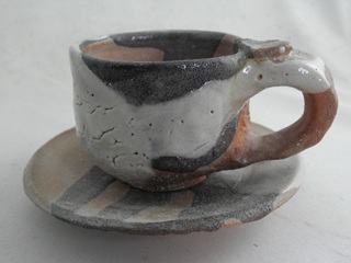 nko-6- 志野焼 コーヒーカップ ＆ソーサー 文部大臣奨励賞受賞作家  茶陶賞受賞　荒川明作 　送料無料、化粧箱付き こだわりのギフト 還暦祝い などの贈り物に最適  無料ラッピング　 nko-6の画像