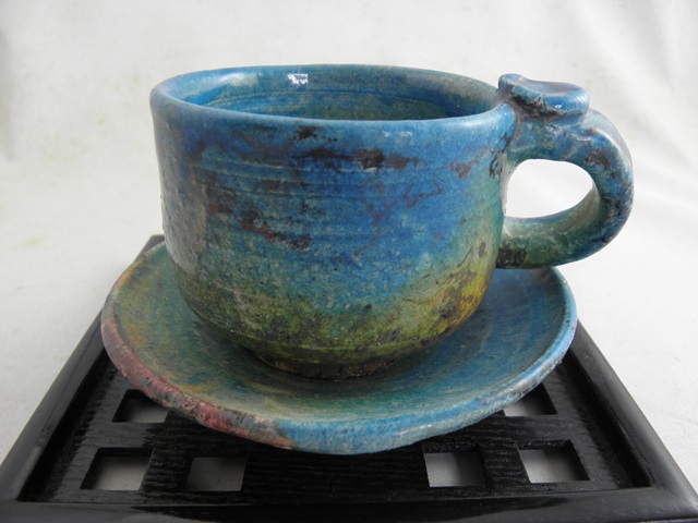 nko-9- 虹彩楽焼 珈琲杯 　陶芸作家 荒川明作　文部大臣奨励賞受賞、茶陶賞受賞　  化粧箱付き こだわりのギフト 還暦祝いなどの 贈り物に最適 【送料無料】nko-9-の画像