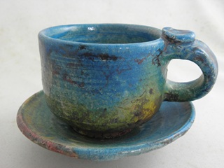 nko-9- 虹彩楽焼 珈琲杯 　陶芸作家 荒川明作　文部大臣奨励賞受賞、茶陶賞受賞　  化粧箱付き こだわりのギフト 還暦祝いなどの 贈り物に最適 【送料無料】nko-9-の画像