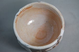 dch-18 志野　抹茶茶碗　 薪窯  文部大臣奨励賞受賞作家　荒川明作 木箱付きの画像