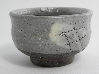 hgu-32 唐津ぐいのみ おちょこ 文部大臣奨励賞受賞作家　荒川明作 木箱付きの画像