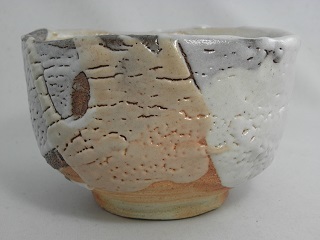 jch-14  志野 抹茶茶碗  文部大臣奨励賞受賞作家　荒川明作 木箱付きの画像