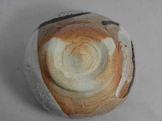 jch-14  志野 抹茶茶碗  文部大臣奨励賞受賞作家　荒川明作 木箱付きの画像