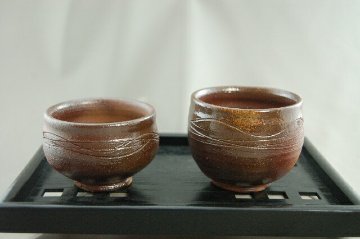 byu-52 薪窯焼締 夫婦丸湯のみ 文部大臣奨励賞受賞作家　荒川明作 木箱付きの画像