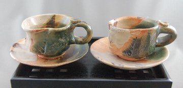 cko-1　鳴海織部夫婦 紅茶カップ コーヒー カップ ＆ソーサー 文部大臣奨励賞受賞作家　荒川明作 木箱付きの画像