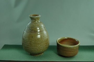 dts-5 焼締 徳利＋ぐいのみセット　文部大臣奨励賞受賞作家　荒川明作 木箱付きの画像