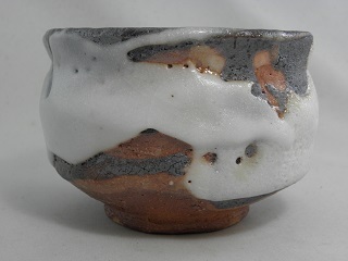 jch-8  鼠志野 抹茶茶碗  文部大臣奨励賞受賞作家　荒川明作 木箱付きの画像