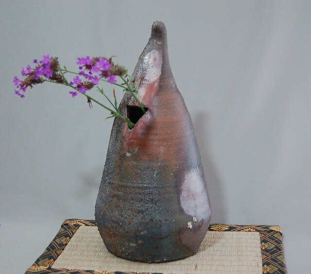 ha-35 　焼締花入れ 花瓶　薪窯　文部大臣奨励賞受賞作家　荒川明作 木箱付きの画像