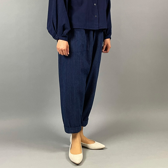 【備後絣】もんぺパンツ　藍染め　　中厚　中縞の画像