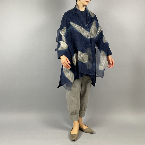 藍染シルクストール　Kumoの画像