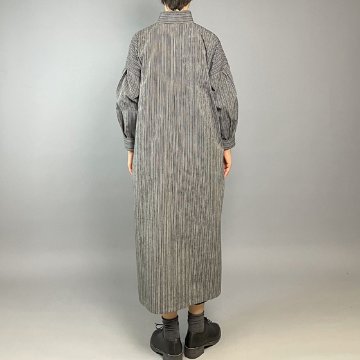 【遠州綿紬】前開きシャツワンピース　静寂の画像