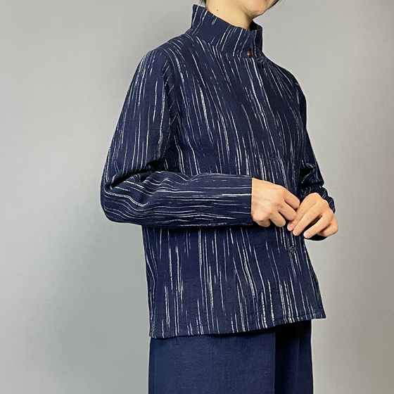 【備後絣】レギュラーブラウス　白はけ絣の画像