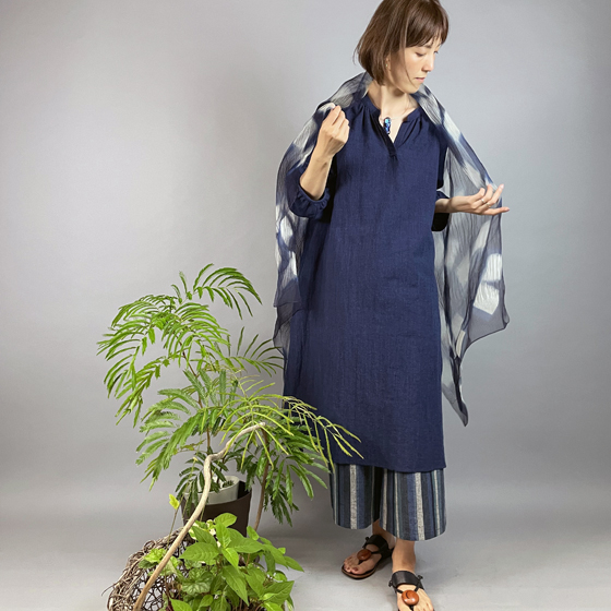 【備後絣】藍染め　綿麻　衿ギャザーワンピースの画像