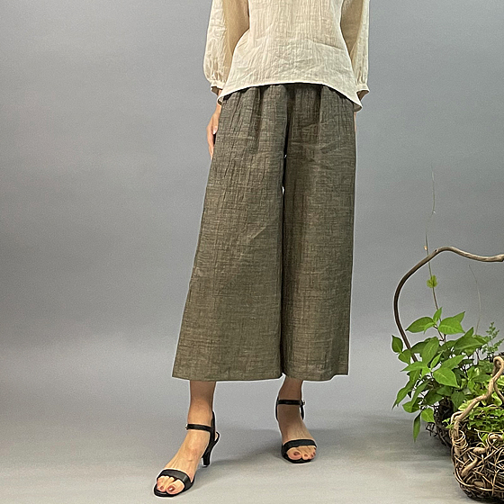 【近江ちぢみ】ワイドパンツ　かすみ焦げ茶 再入荷の画像
