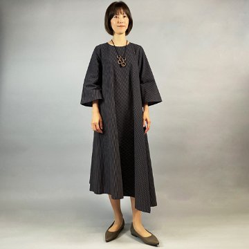 【亀田縞】三角フレアワンピース　七分袖　茶×紺 細縞の画像