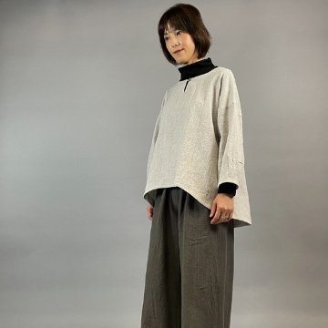 【備後絣】ラウンドプルオーバー　うす墨スラブの画像