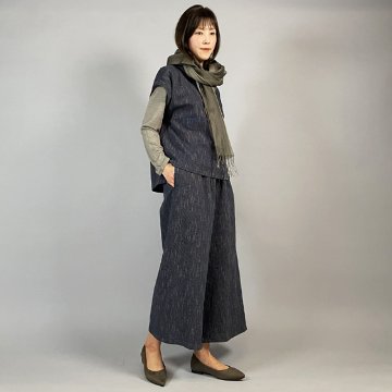 【備後絣】柿渋藍染め　ワイドパンツ　八分丈　シャンブレーの画像