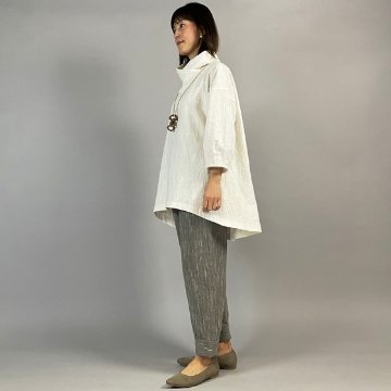【備後絣】花びら襟ラウンドチュニック　生成スラブの画像