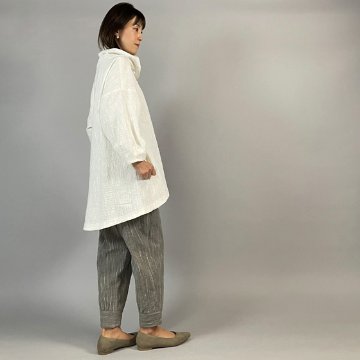 【備後絣】花びら襟ラウンドチュニック　生成スラブの画像