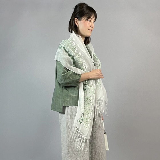 【織工おきぬ】シルク刺繍ショール　ぺんぺん草の画像